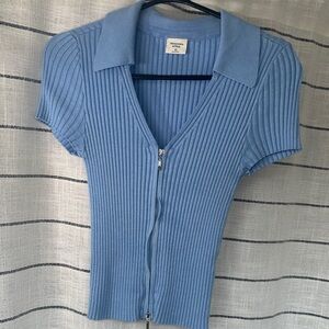 Abercrombie & Fitch Blue Ribbed Button Down Shirt